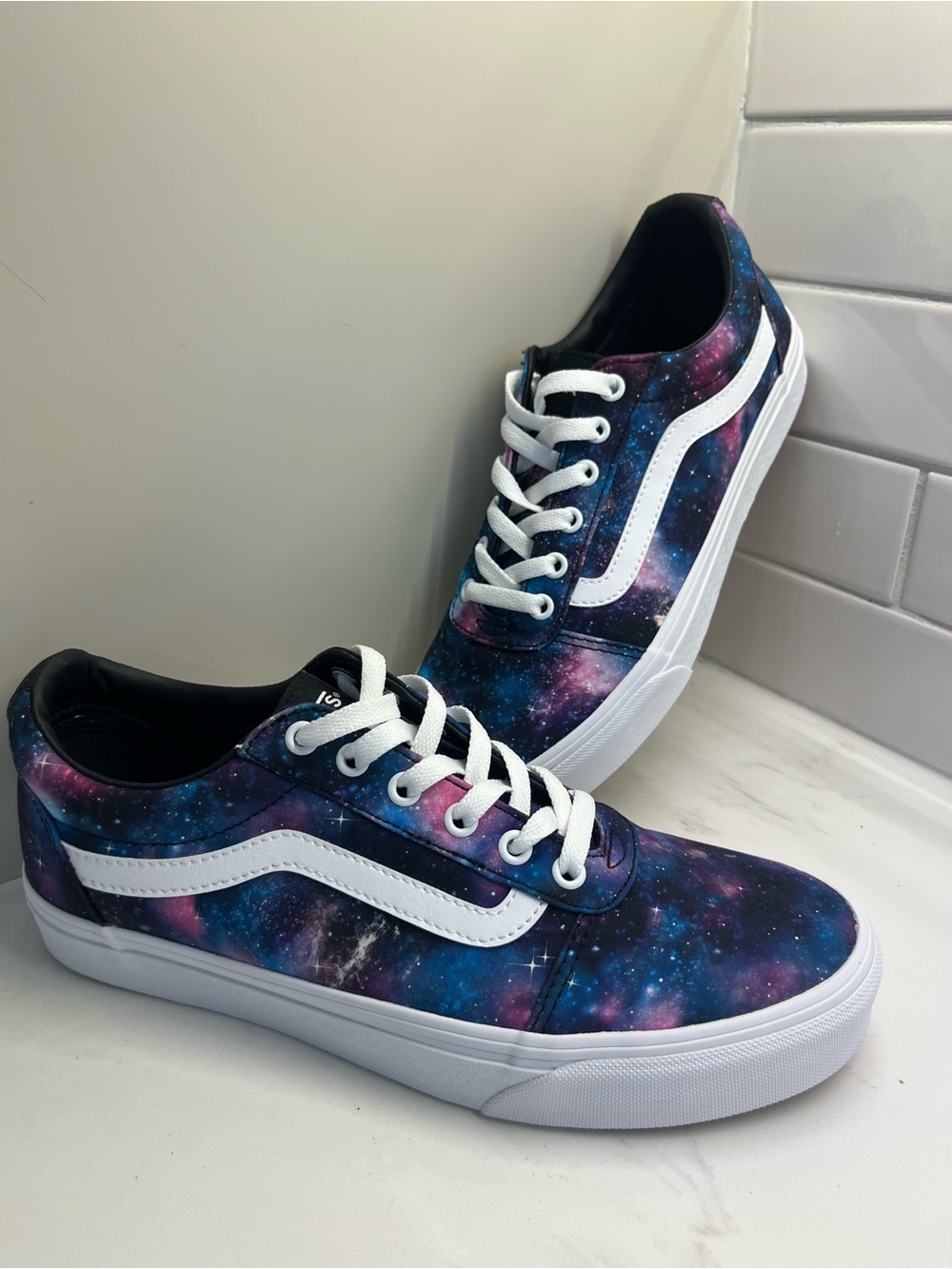 Vans Ward Galaxy Sneakers Women’s Size 10/ Men's 8.5 NIB